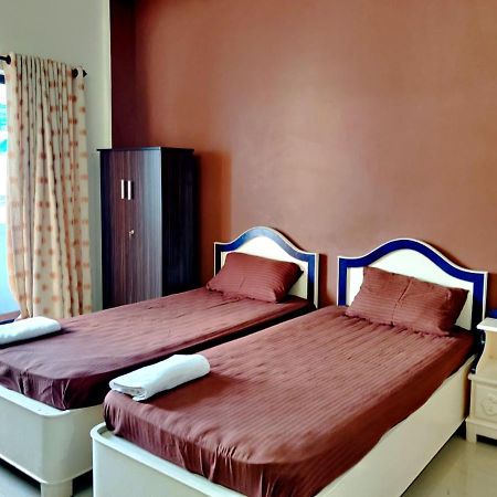 Ms Residence Homestay Kochi ภายนอก รูปภาพ